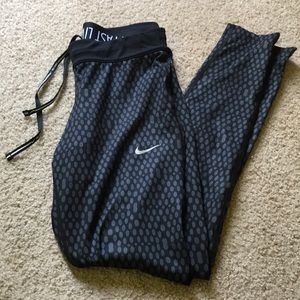 Nike dri-fit leggings